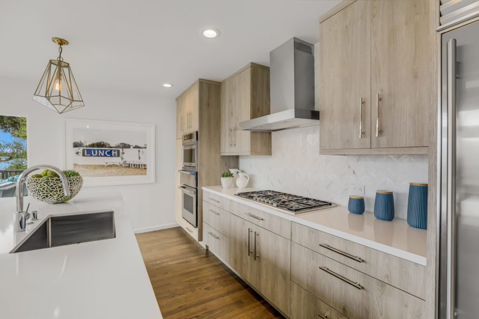 Staging Robert Federighi Design